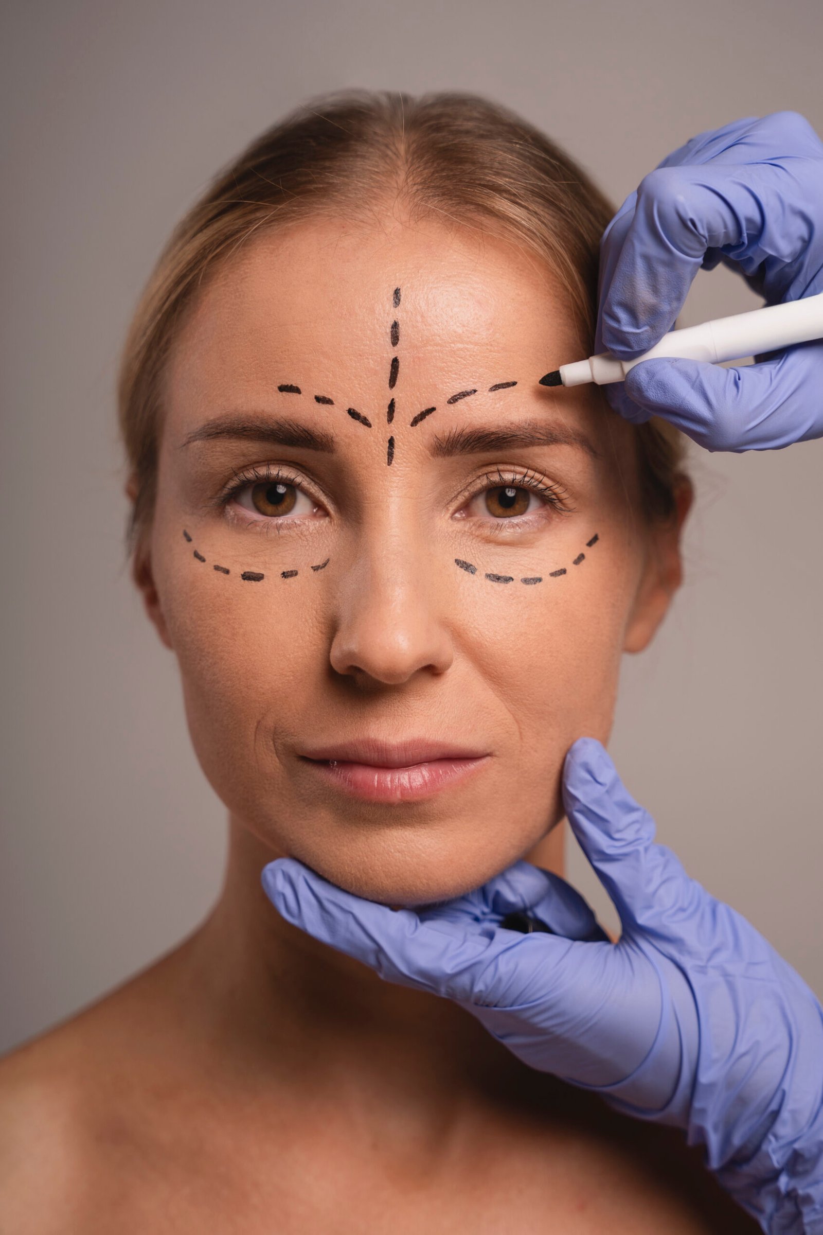 woman preparing cosmetic surgery 2 scaled